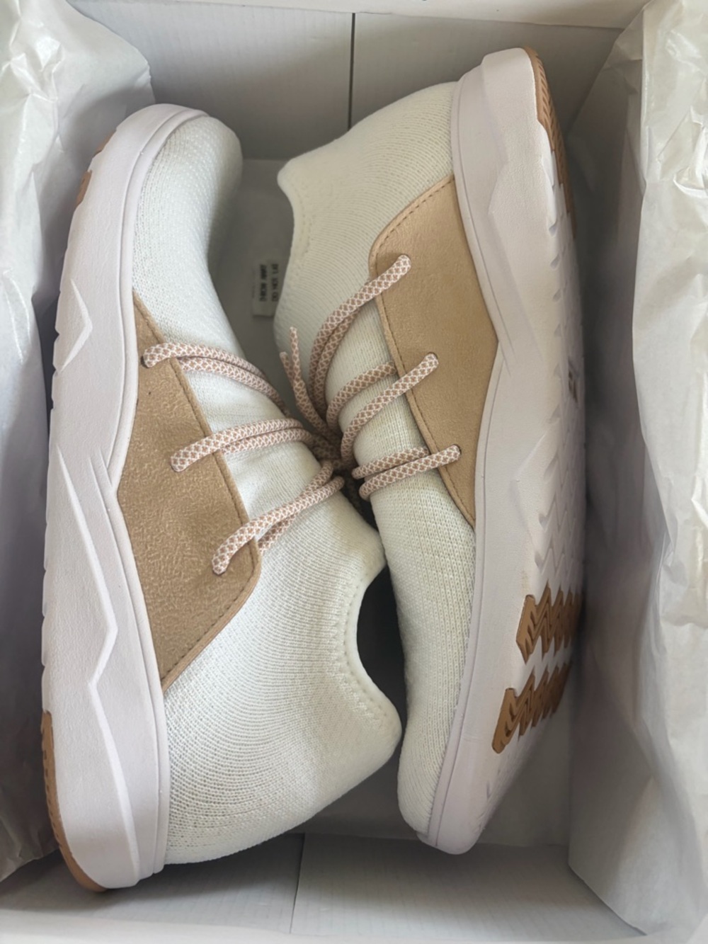 NEW Vessi Cityscape Sneakers - Arctic White